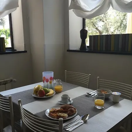Oda ve Kahvaltı Romana Ciampino
